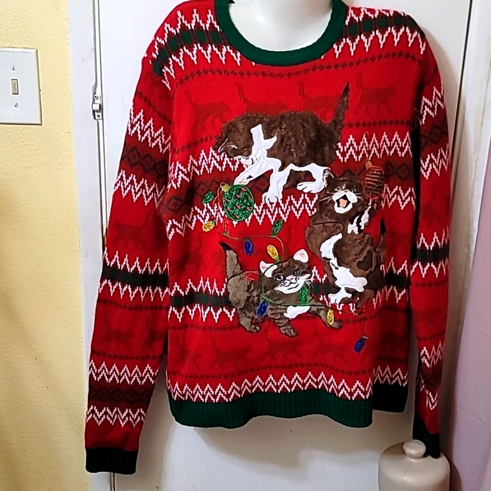 Cat Festive Sweater Pullover multicolored cats playing w ornaments PTB